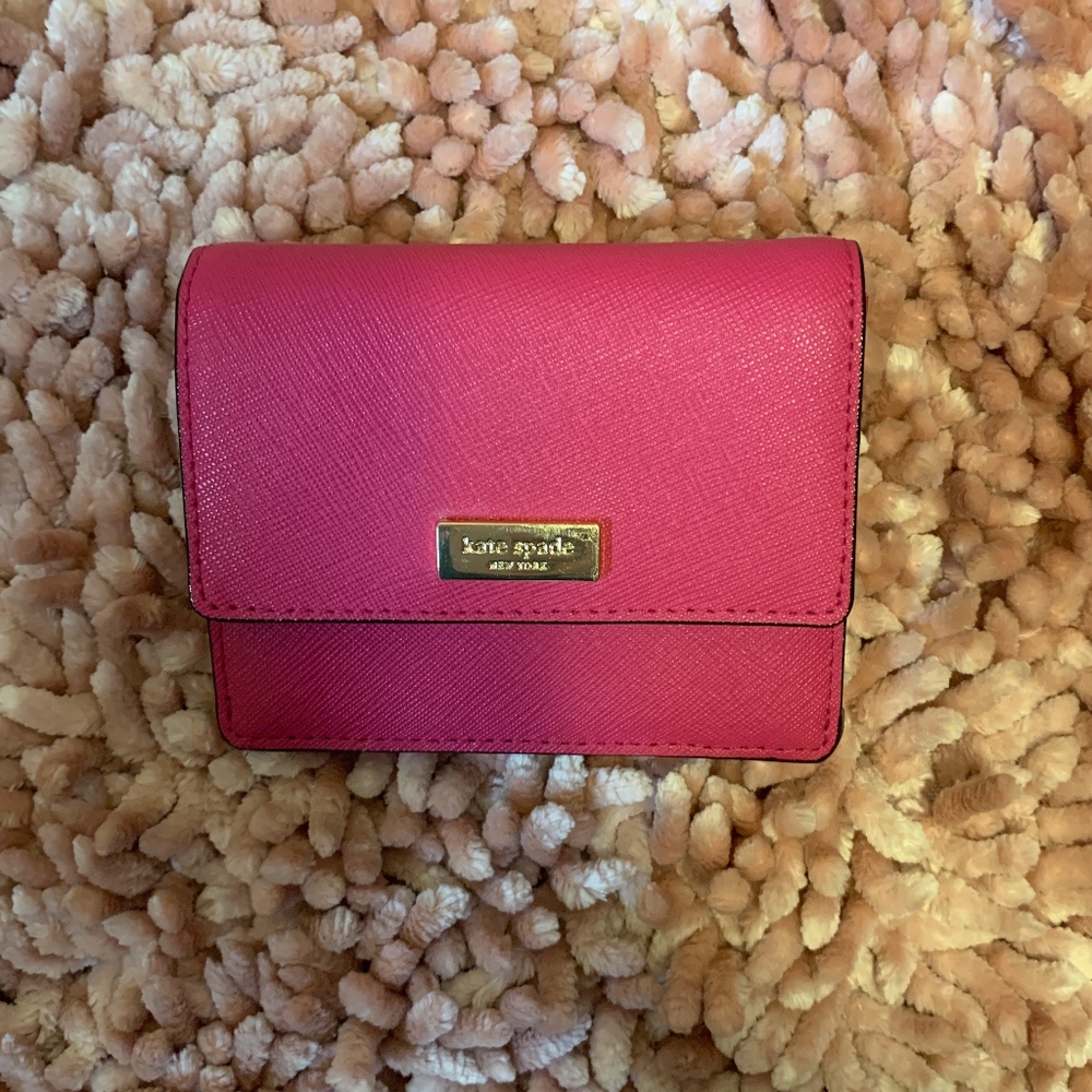 Kate Spade pink leather wallet